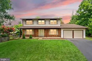 8902 Huxley Ct, Springfield, VA 22153 - Photo 1