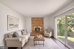 8902 Huxley Ct, Springfield, VA 22153 - Photo 7