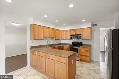 8902 Huxley Court, Springfield, VA 22153 - Photo 35