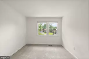 8902 Huxley Ct, Springfield, VA 22153 - Photo 39