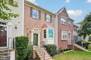 6777 Jenny Leigh Ct, Centreville, VA 20121 - Photo 3