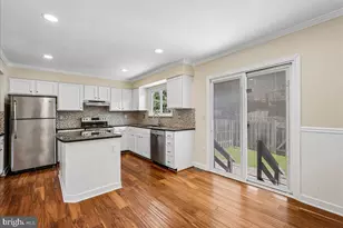 6777 Jenny Leigh Ct, Centreville, VA 20121 - Photo 17