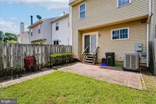 6777 Jenny Leigh Ct, Centreville, VA 20121 - Photo 39