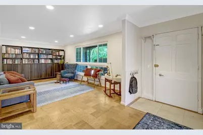 8527 Parliament Drive, Springfield, VA 22151 - Photo 5