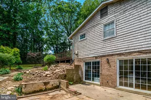 8527 Parliament Dr, Springfield, VA 22151 - Photo 39