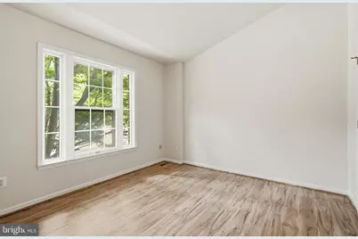 6504 Hubbardton Way, Springfield, VA 22150 - Photo 7
