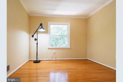 9614 Locust Hill Drive, Great Falls, VA 22066 - Photo 27
