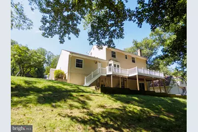 9614 Locust Hill Drive, Great Falls, VA 22066 - Photo 35