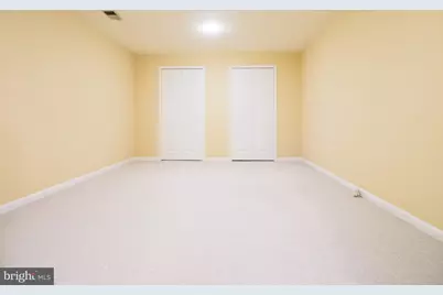 9614 Locust Hill Drive, Great Falls, VA 22066 - Photo 31