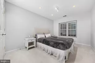 8850 Ashgrove House Ln, Vienna, VA 22182 - Photo 29
