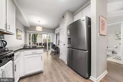 8850 Ashgrove House Lane #101, Vienna, VA 22182 - Photo 13
