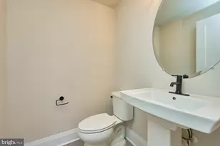 6845 Churchill Rd, McLean, VA 22101 - Photo 19