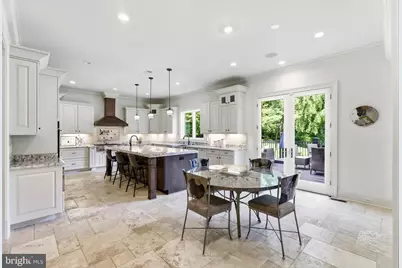 936 Kimberwicke Rd, McLean, VA 22102 - Photo 17
