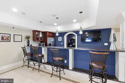 936 Kimberwicke Rd, McLean, VA 22102 - Photo 5