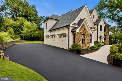 936 Kimberwicke Rd, McLean, VA 22102 - Photo 71