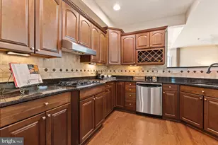 7035 Huntley Run Pl, Alexandria, VA 22306 - Photo 13