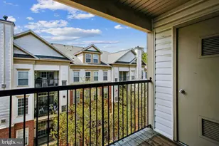 11506 Sperrin Cir, Fairfax, VA 22030 - Photo 13