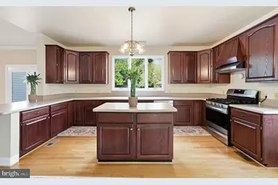 2725 Oldewood Drive, Falls Church, VA 22043 - Photo 15