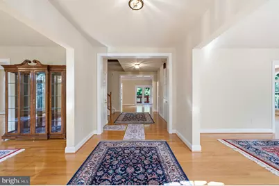 2725 Oldewood Drive, Falls Church, VA 22043 - Photo 9
