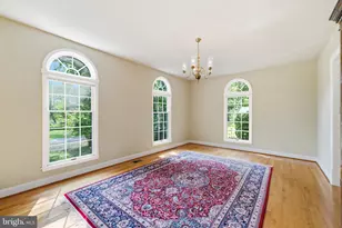 2725 Oldewood Dr, Falls Church, VA 22043 - Photo 5