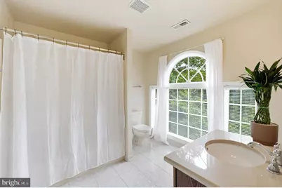 2725 Oldewood Drive, Falls Church, VA 22043 - Photo 23