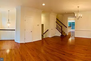 2094 Hutchison Grove Ct, Falls Church, VA 22043 - Photo 3