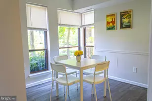 11240 Chestnut Grove Square, Reston, VA 20190 - Photo 9