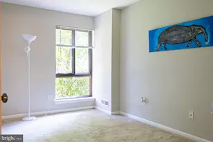 11240 Chestnut Grove Square, Reston, VA 20190 - Photo 17
