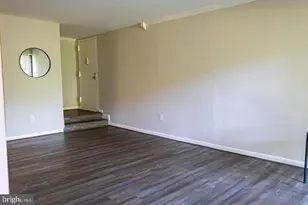 11240 Chestnut Grove Square, Reston, VA 20190 - Photo 13