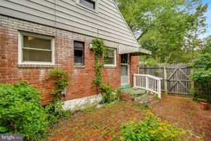 2926 Irvington Rd, Falls Church, VA 22042 - Photo 17
