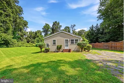 5904 Carver Place, Falls Church, VA 22041 - Photo 3