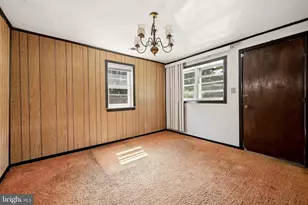 5904 Carver Pl, Falls Church, VA 22041 - Photo 9
