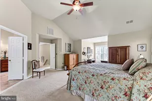 7606 Davis Field Ln, Springfield, VA 22153 - Photo 31