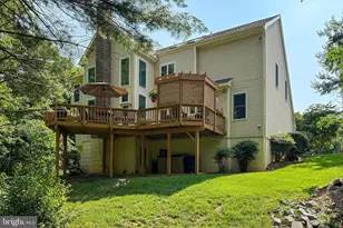 7606 Davis Field Ln, Springfield, VA 22153 - Photo 53