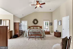 7606 Davis Field Ln, Springfield, VA 22153 - Photo 29
