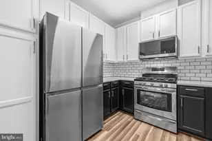 2931 Deer Hollow Way, Fairfax, VA 22031 - Photo 9