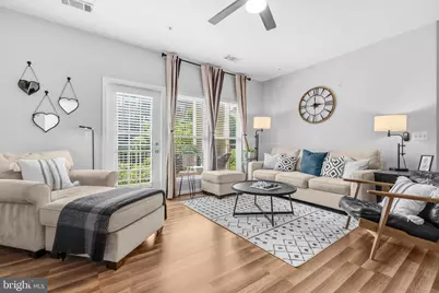 2931 Deer Hollow Way #201, Fairfax, VA 22031 - Photo 5