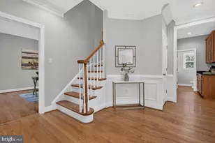 889 Ballou St, Herndon, VA 20170 - Photo 13
