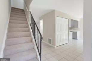 744 Cordell Way, Herndon, VA 20170 - Photo 3