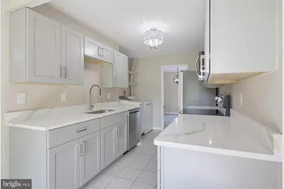 744 Cordell Way, Herndon, VA 20170 - Photo 7