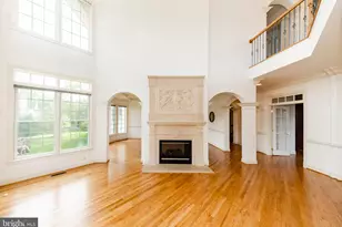 9005 Edgepark Rd, Vienna, VA 22182 - Photo 7