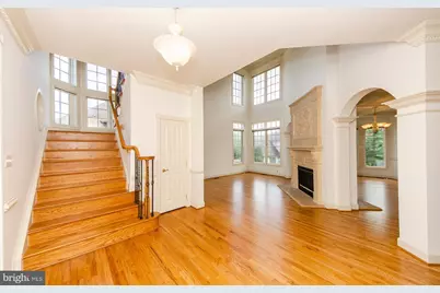 9005 Edgepark Road, Vienna, VA 22182 - Photo 5