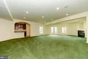 9005 Edgepark Rd, Vienna, VA 22182 - Photo 31