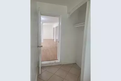 6818 Rolling Road, Springfield, VA 22152 - Photo 7