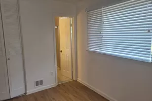 6818 Rolling Rd, Springfield, VA 22152 - Photo 15
