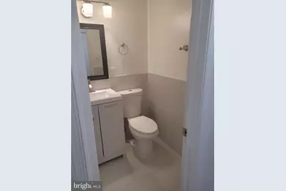 6818 Rolling Road, Springfield, VA 22152 - Photo 25