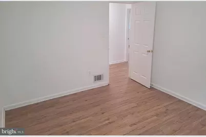 6818 Rolling Road, Springfield, VA 22152 - Photo 23