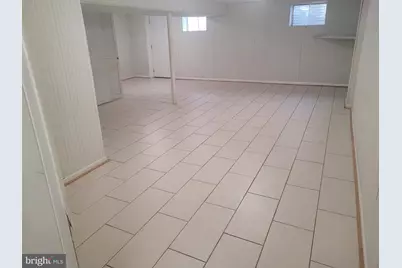 6818 Rolling Road, Springfield, VA 22152 - Photo 33