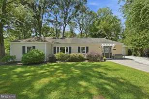 7712 Frances Dr, Alexandria, VA 22306 - Photo 1