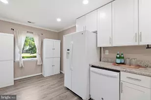 7712 Frances Dr, Alexandria, VA 22306 - Photo 13